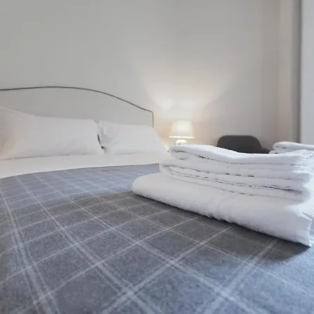 Duomo Luxury Apartment IV-2