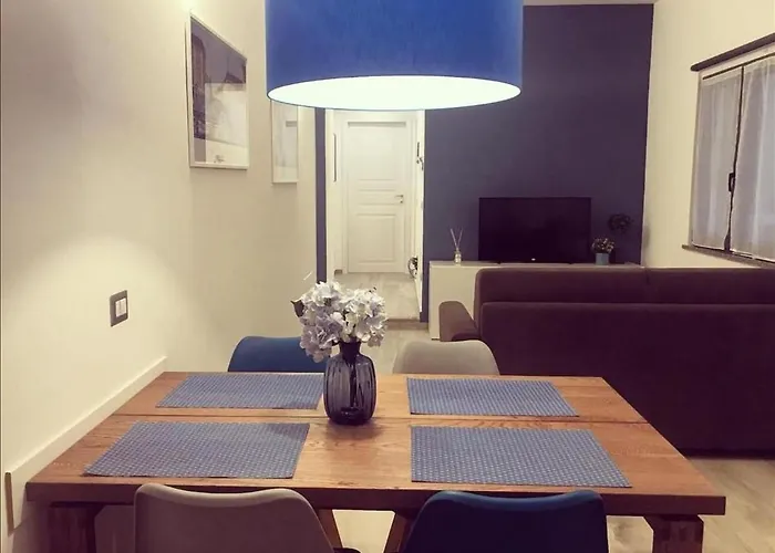 Lovely o - Brand New Stylish In Navigli Area